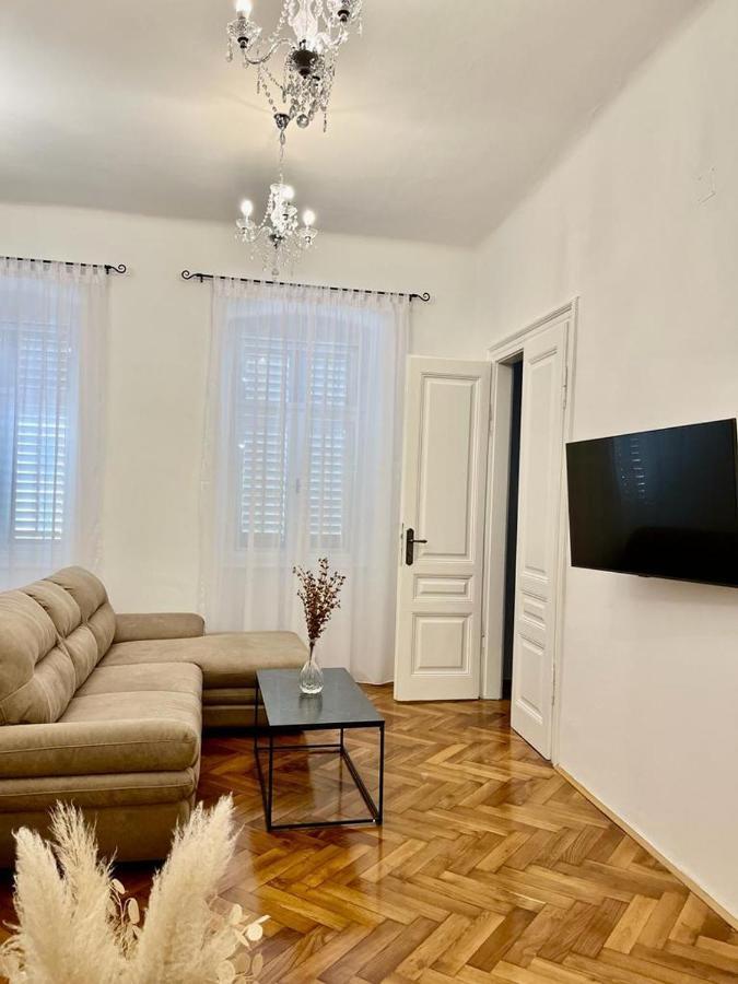 דירות PUY Lux Apartmans מראה חיצוני תמונה