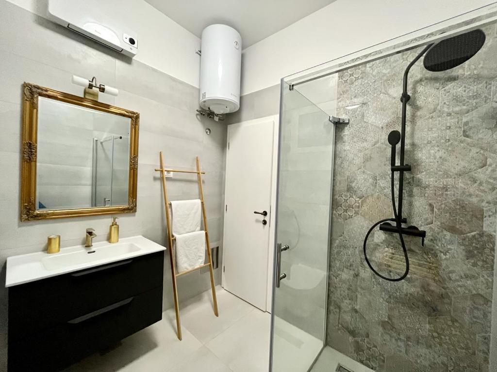 דירות PUY Lux Apartmans מראה חיצוני תמונה