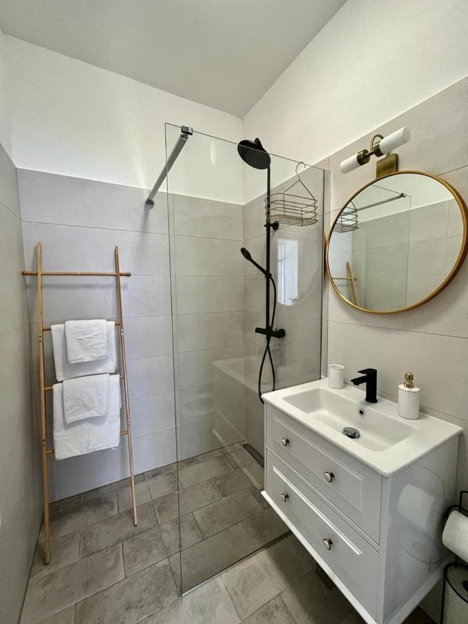 דירות PUY Lux Apartmans מראה חיצוני תמונה