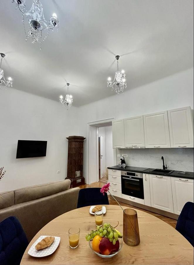דירות PUY Lux Apartmans מראה חיצוני תמונה